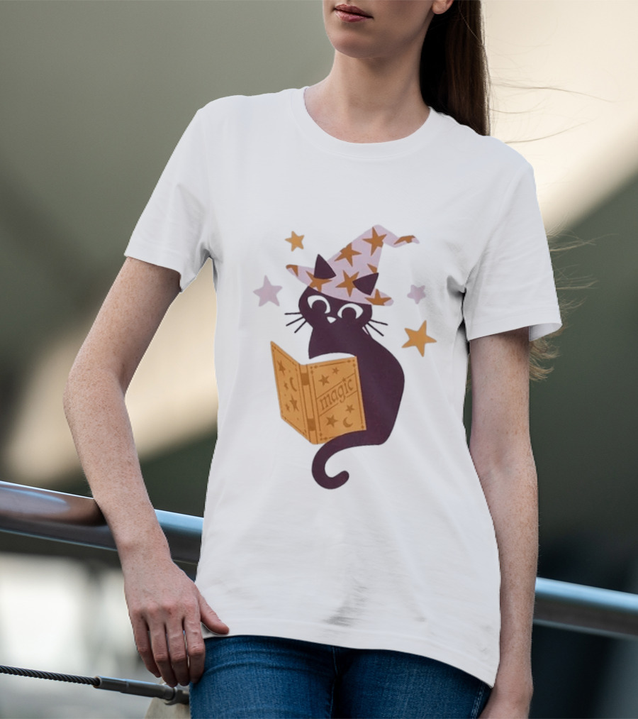 Magic Cat In Witch Hat Reading Spell Book With Stars T-Shirt