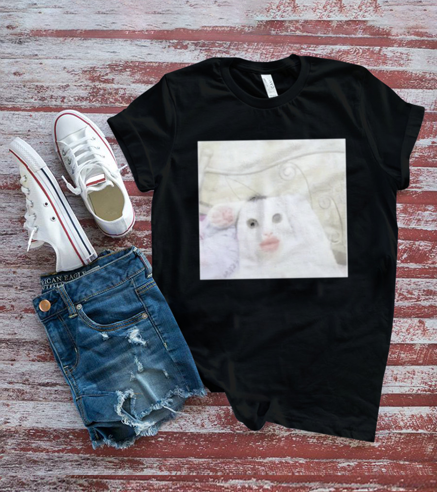 Cursed Cat Meme Funny Distorted Face Filter Selfie T-Shirt