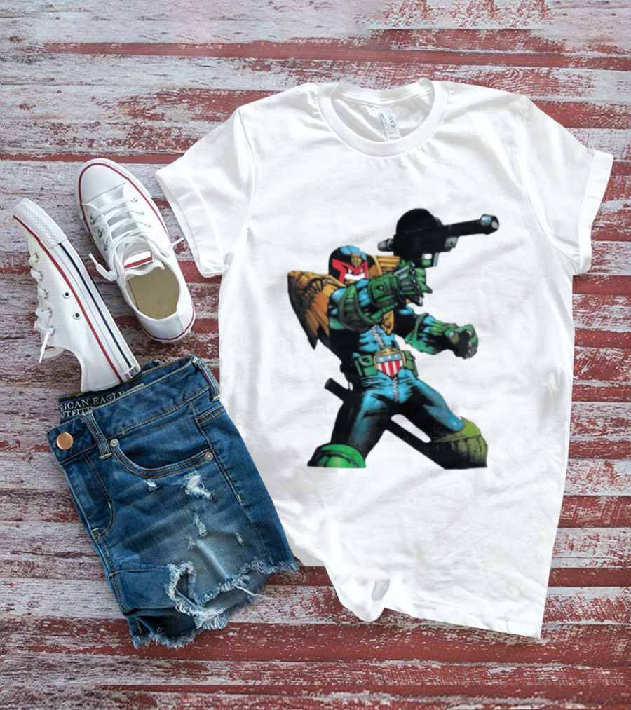 Judge Dredd Lawgiver Comic Book Character With Iconic Helmet T-Shirt