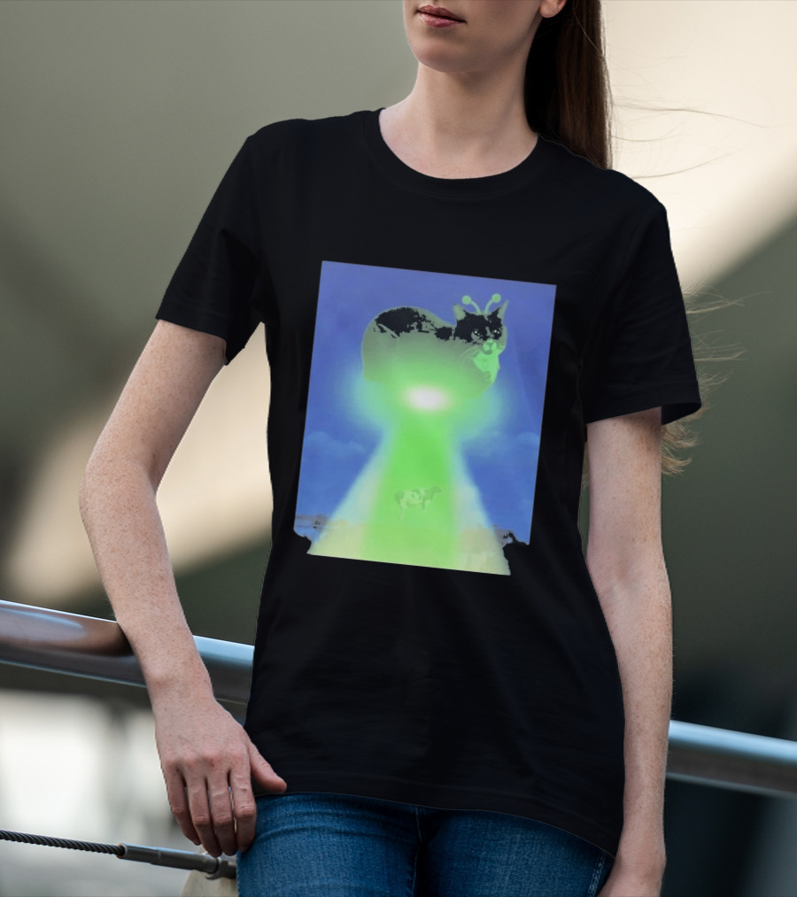 Alien Kitty UFO Beaming Cat Abduction With Tractor Beam And Cow T-Shirt