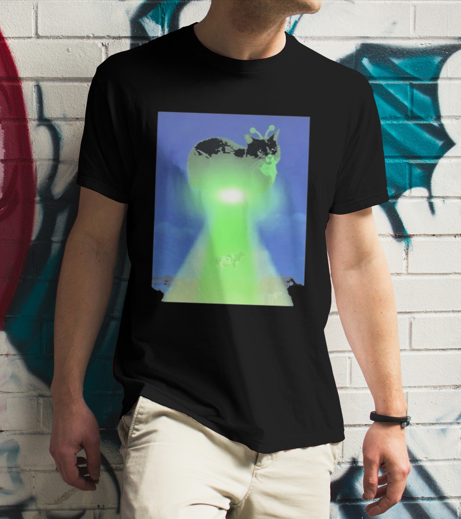 Alien Kitty UFO Beaming Cat Abduction With Tractor Beam And Cow T-Shirt