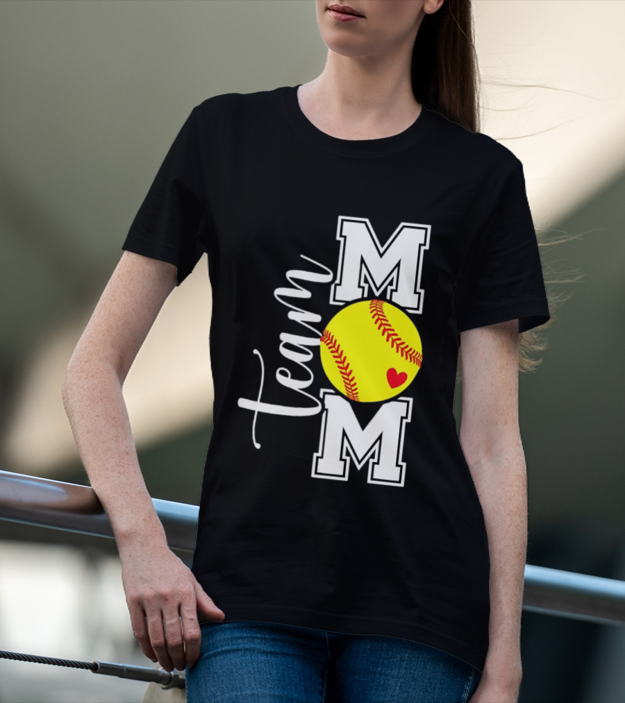 Team Mom Softball Yellow Heart Ball T-Shirt
