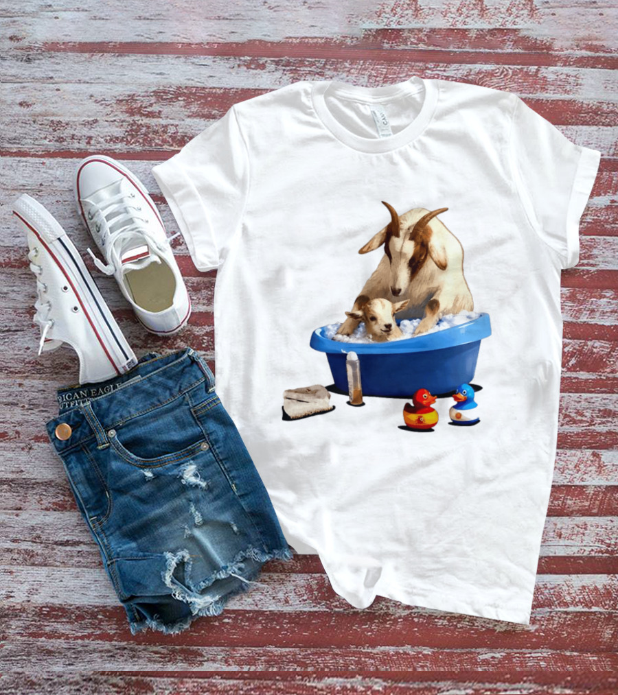 GOAT Bathtub Classico Messi Bathing Yamal T-Shirt