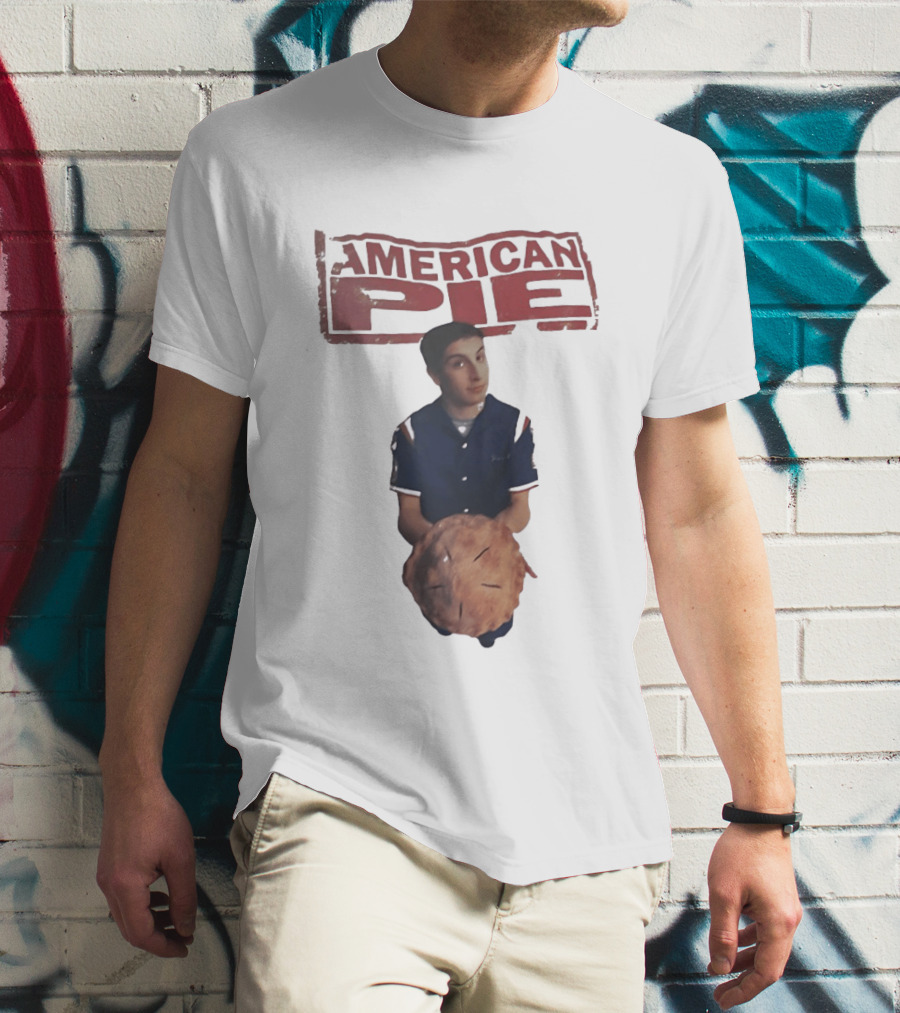 Jason Biggs As Jim Levenstein Holding Pie American Pie Movie T-Shirt