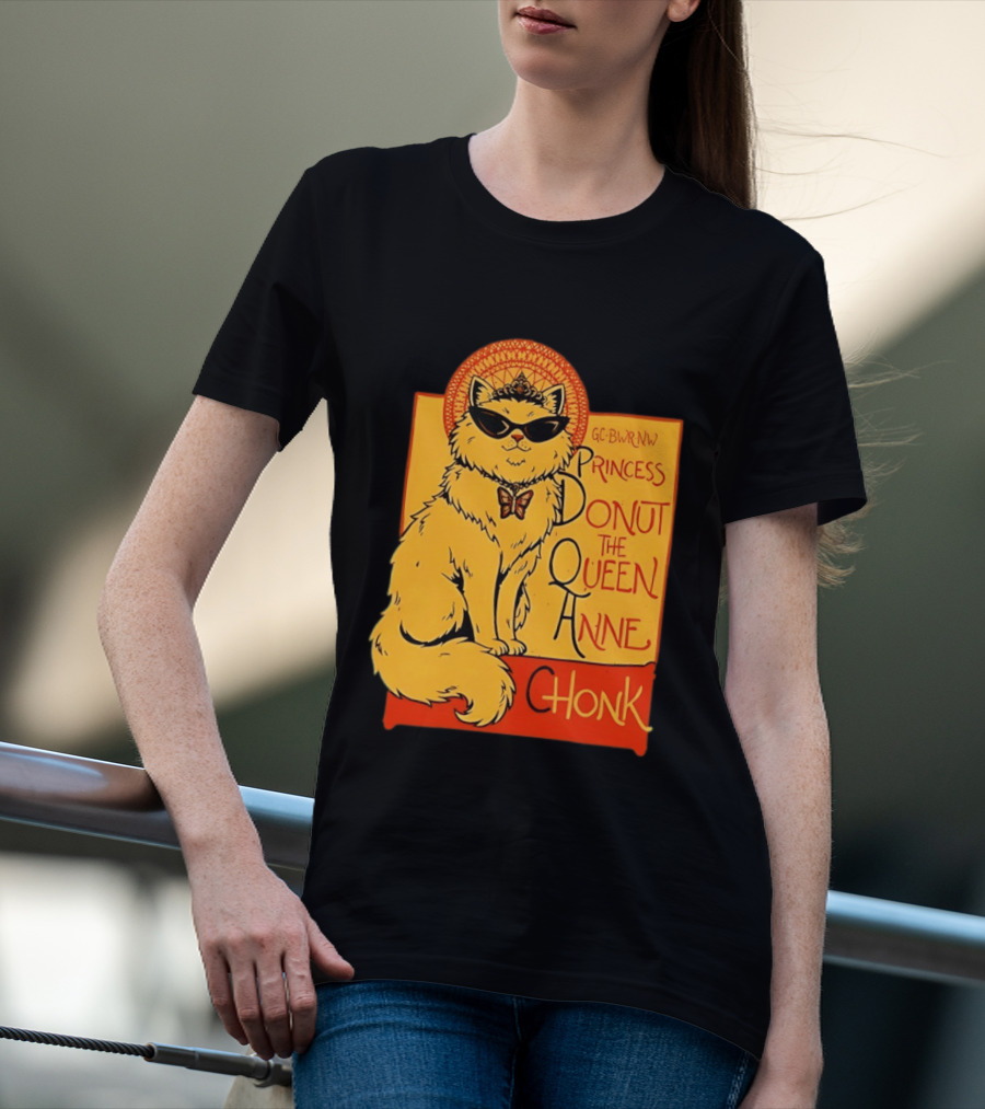 Princess Donut The Queen Anne Chonk Dungeon Crawler Carl Cat T-Shirt