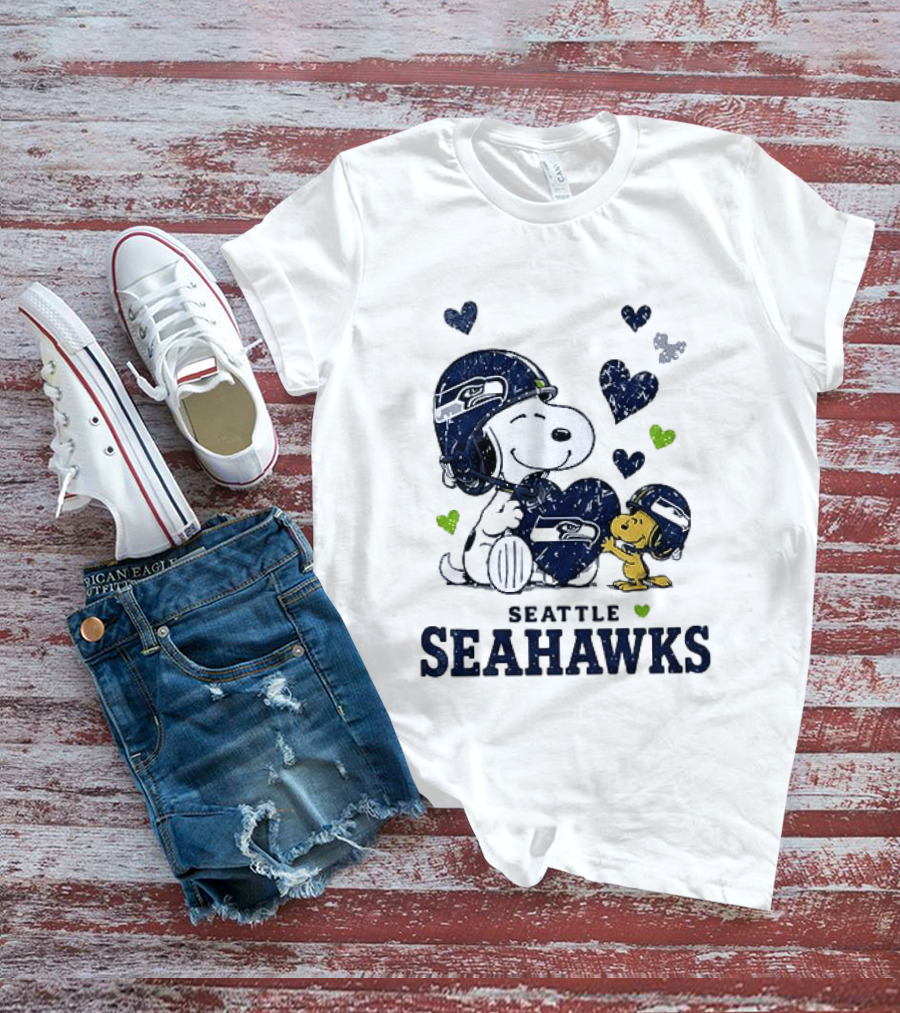 Seattle Seahawks Snoopy Peanuts Love Laughter Hearts T-Shirt