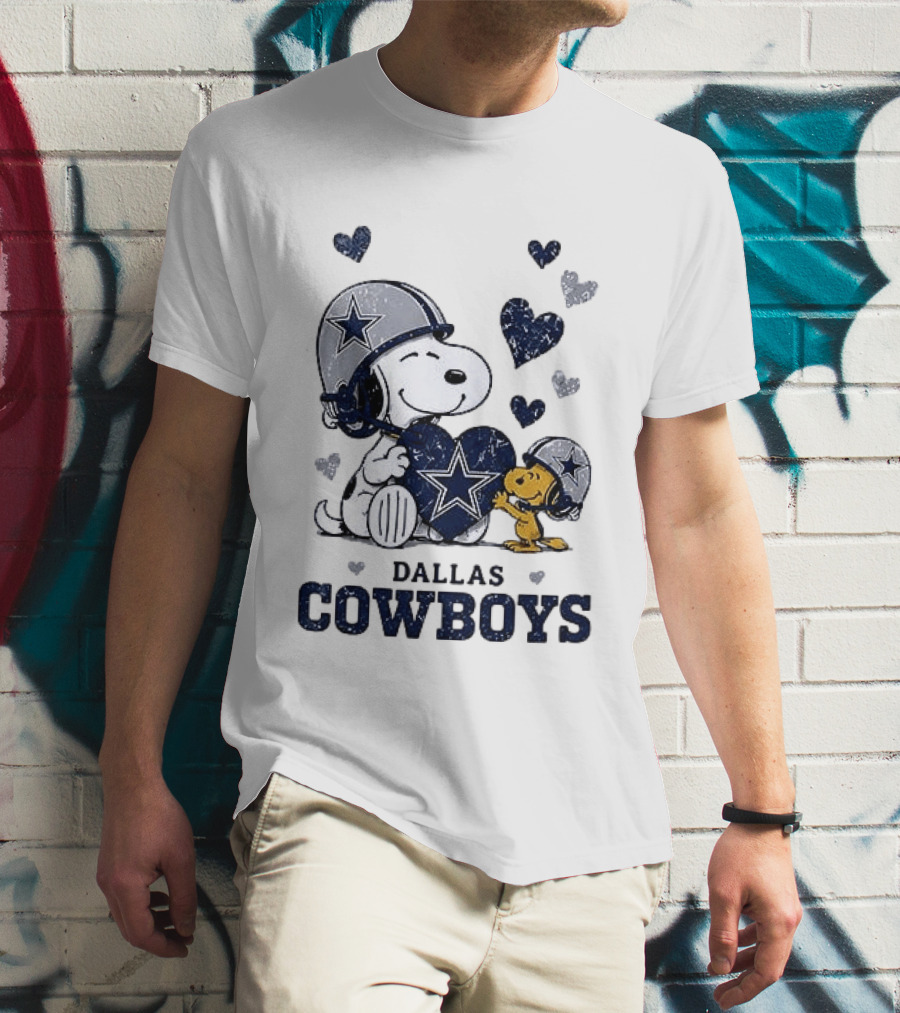 Dallas Cowboys Peanuts Snoopy Woodstock Love Hearts T-Shirt