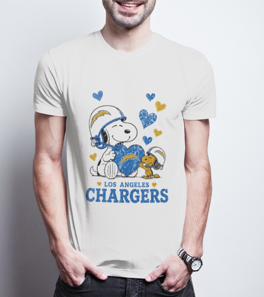 Los Angeles Chargers Peanuts Snoopy Love Laughter T-Shirt