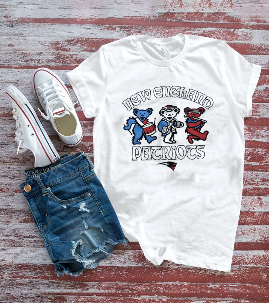 New England Patriots Grateful Dead Dancing Bears Trio T-Shirt