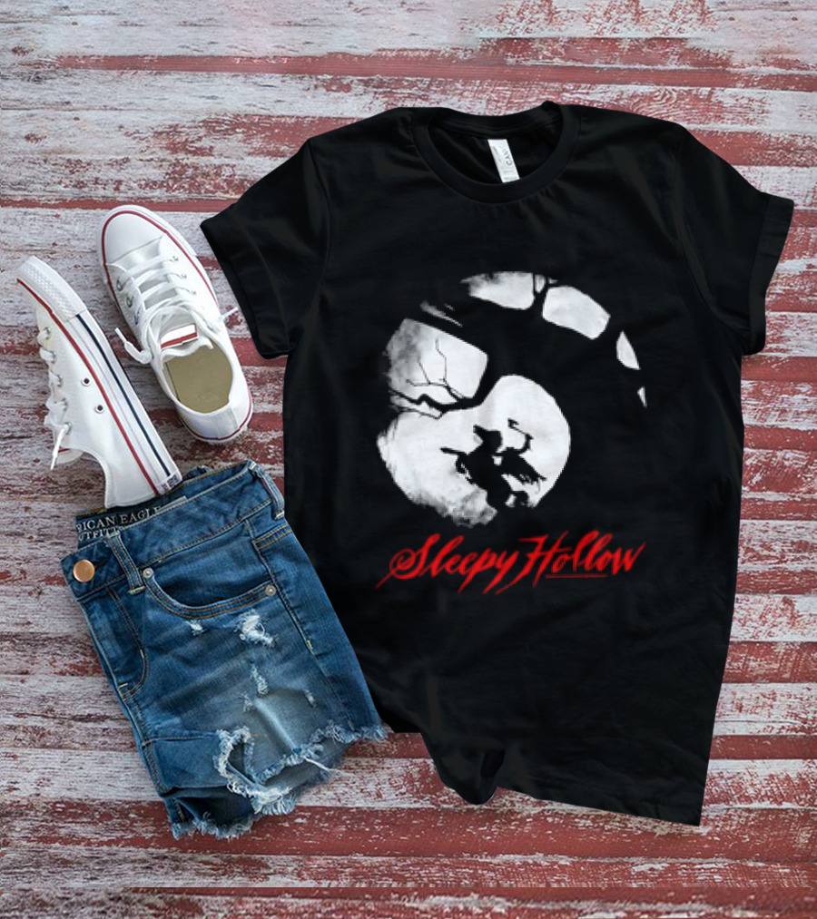 Sleepy Hollow Red Lettering Crescent Moon T-Shirt