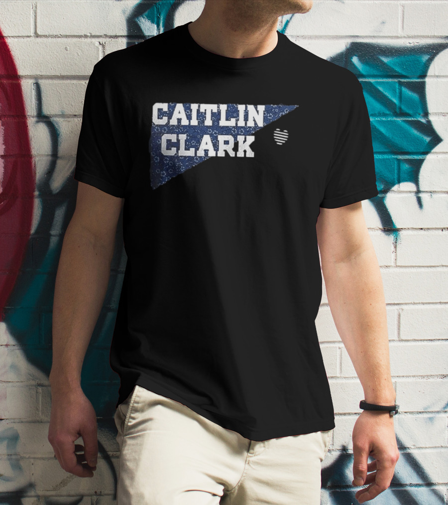 Indiana Fever Caitlin Clark Number 22 Limited Edition Football Caitlin Clark Text Heart T-Shirt