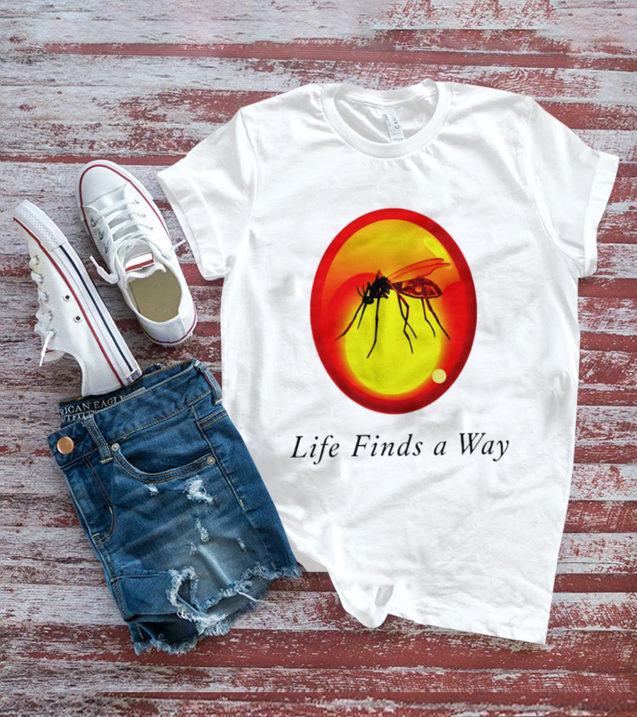 Mosquito In Amber Life Finds A Way Jurassic Park T-Shirt