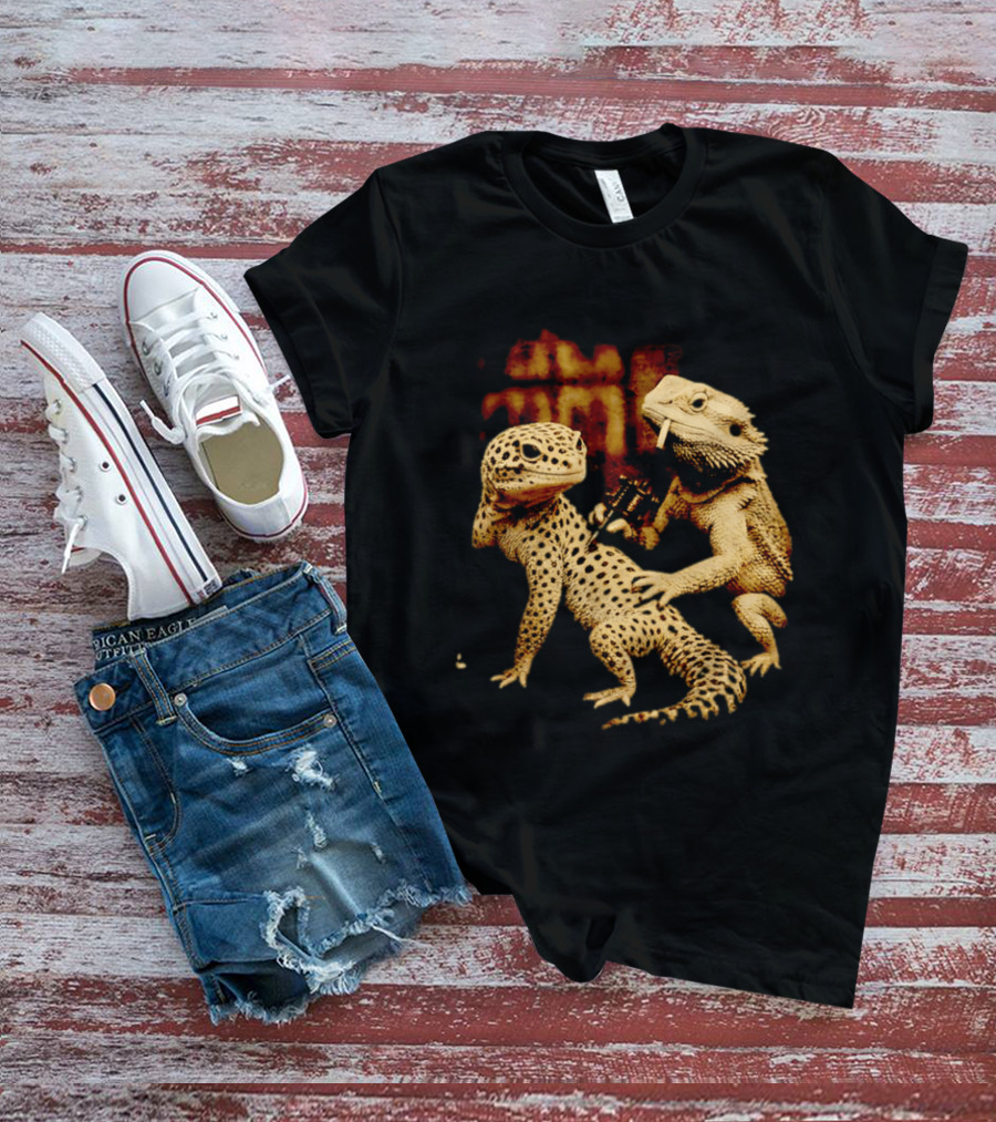 Leopard Gecko Tattoo By Bearded Dragon With Spray Paint Graffiti T-Shirt