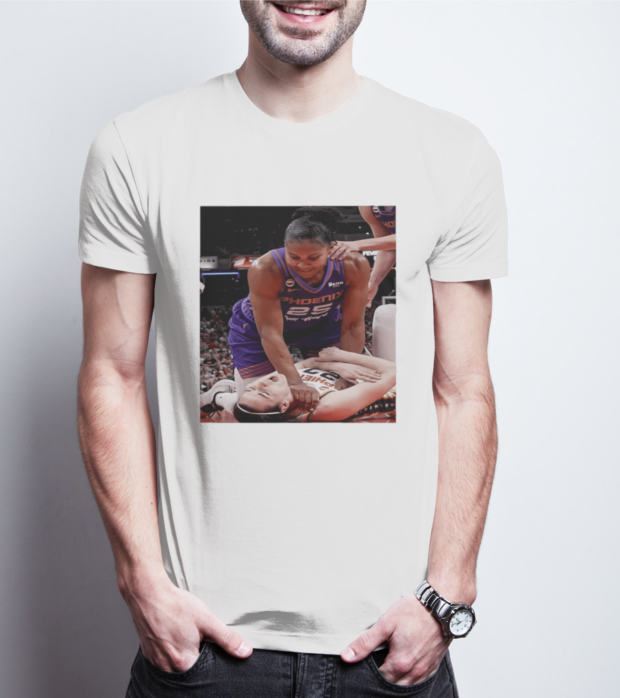 Brittney Griner Phoenix Mercury Caitlin Clark Indiana Fever NBA WNBA Crossover Moment T-Shirt