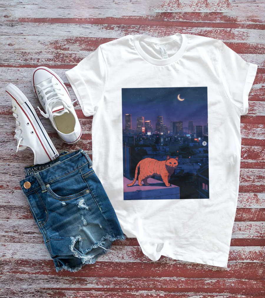 Orange Tabby Cat Under Night Sky Overlooking City Skyline With Crescent Moon T-Shirt