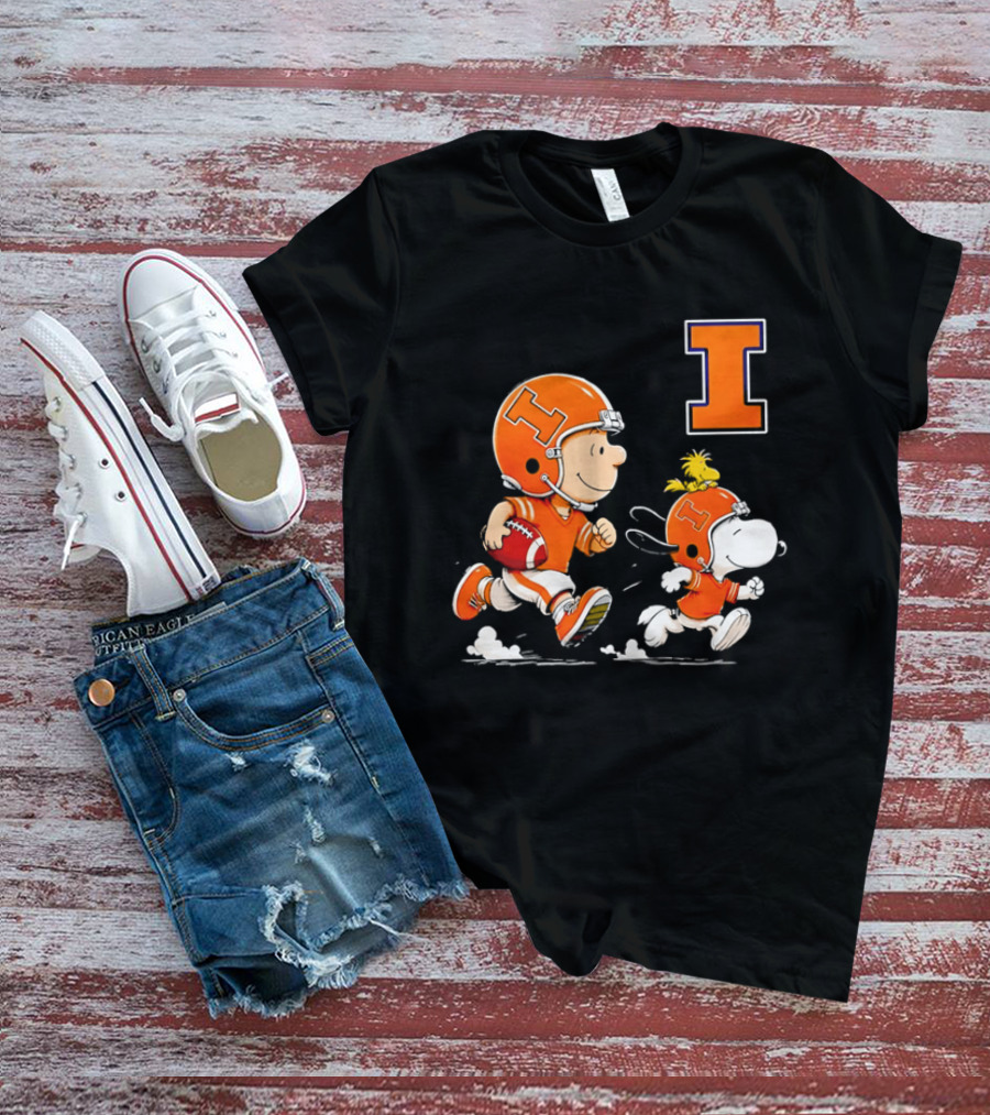 Charlie Brown Snoopy Football Running Letter I Peanuts T-Shirt