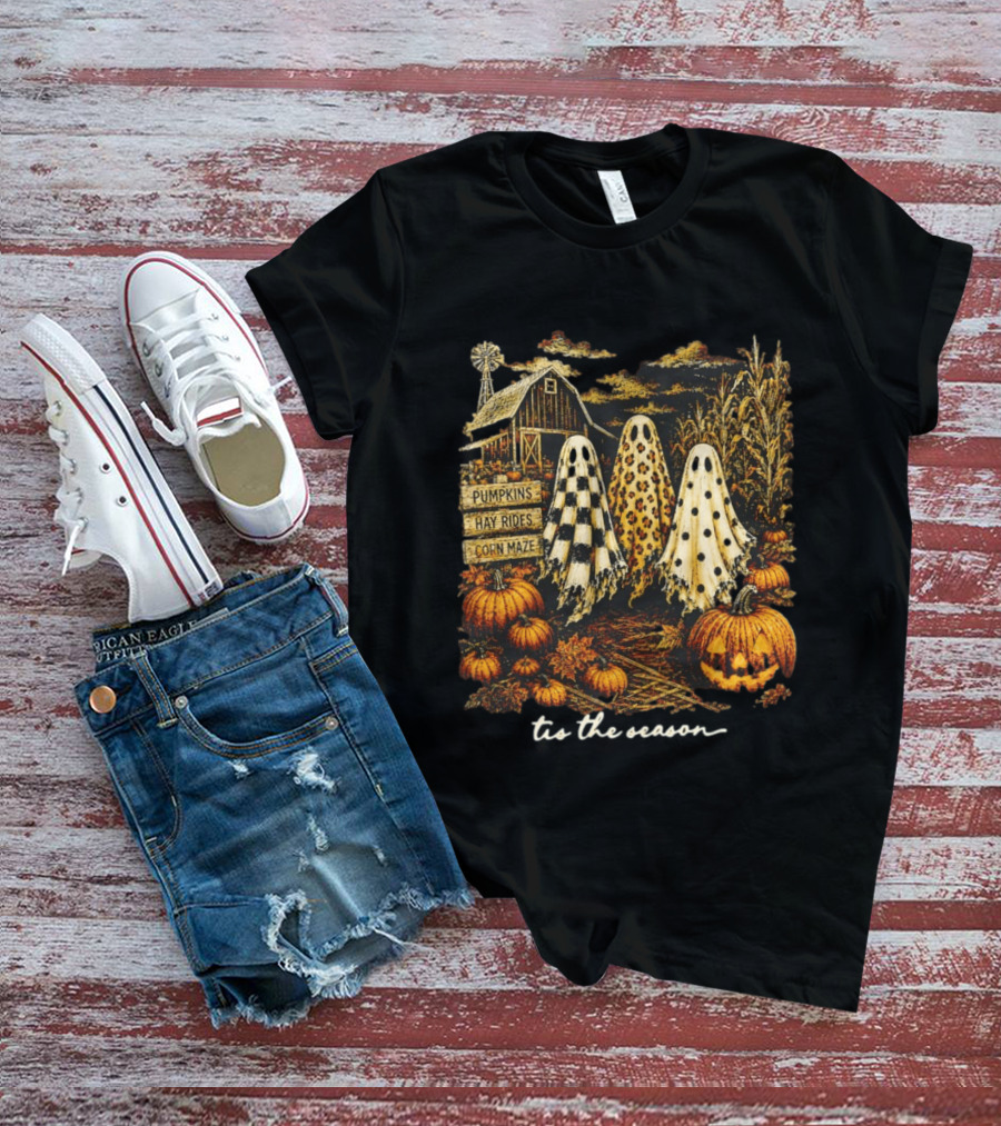 Tis The Season Halloween Ghosts Trio Pumpkins Hay Rides Corn Maze Spooky Autumn T-Shirt