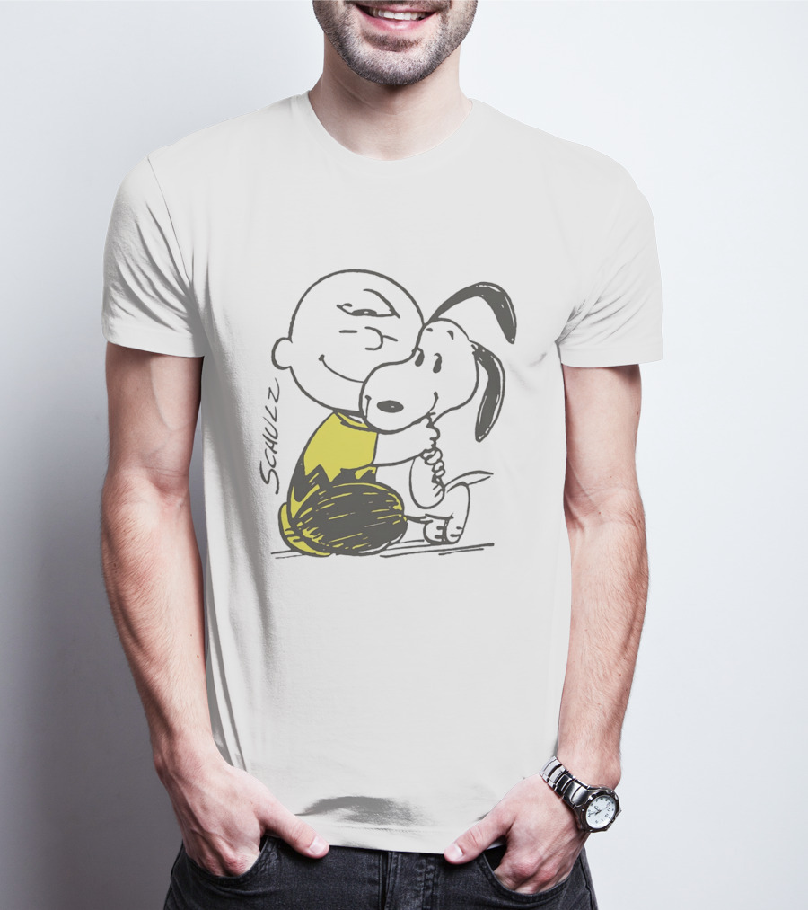 Schulz Charlie Brown Snoopy Hugging Classic Peanuts Friendship T-Shirt