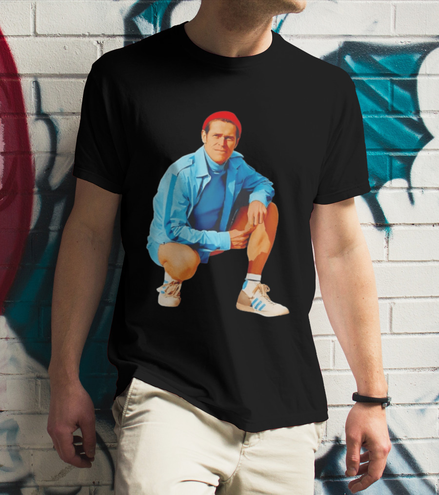 Willem Dafoe Meme Red Beanie Blue Tracksuit Squatting Pose T-Shirt