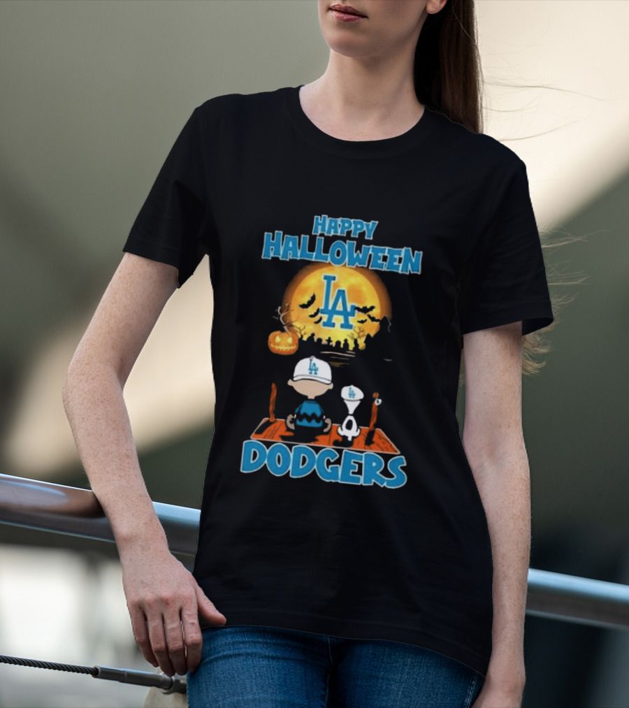 Happy Halloween Los Angeles Dodgers Peanuts Snoopy Charlie Brown T-Shirt