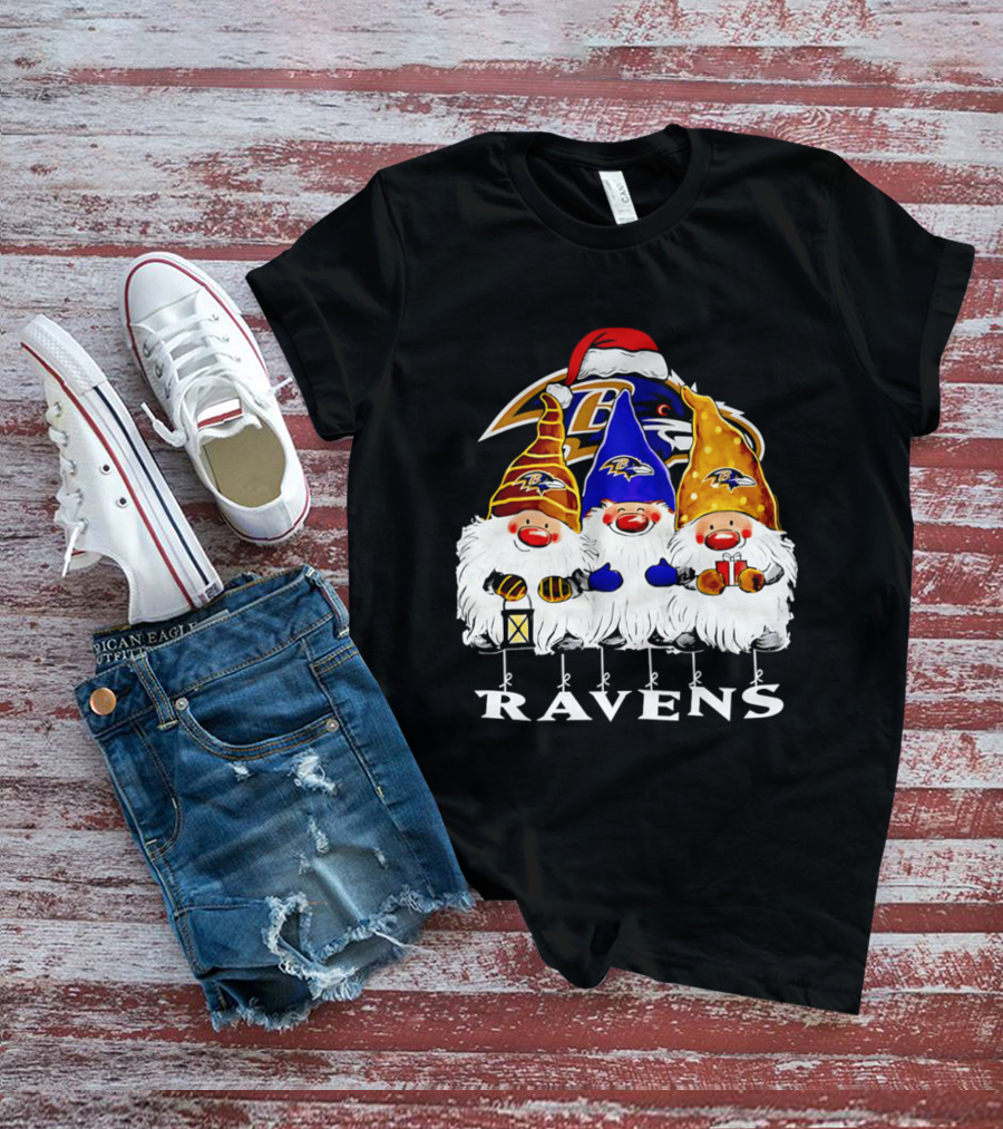 Gnomes Baltimore Ravens Christmas T-Shirt