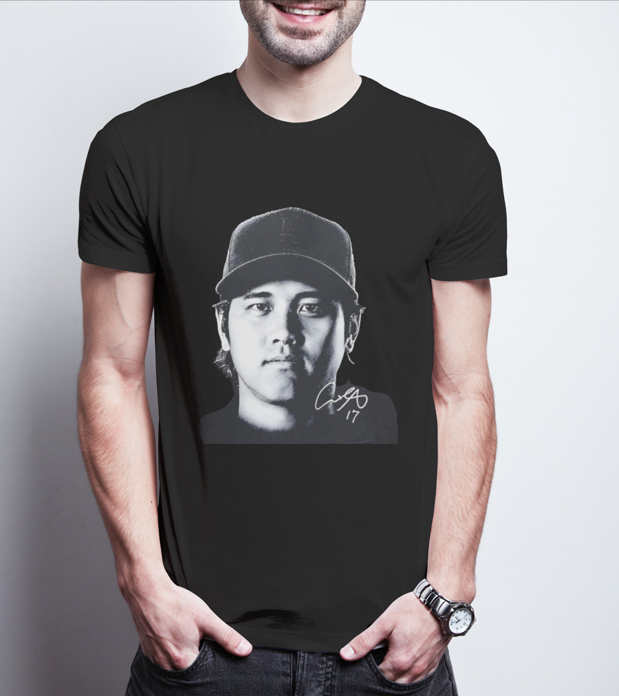 Shohei Ohtani LA Dodgers Cap Signature 17 T-Shirt