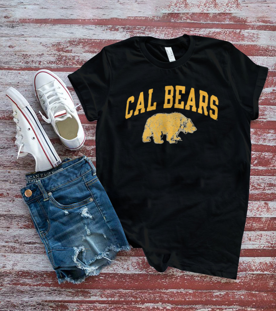 Cal Bears NCAA Distressed Grizzly Bear Profile T-Shirt