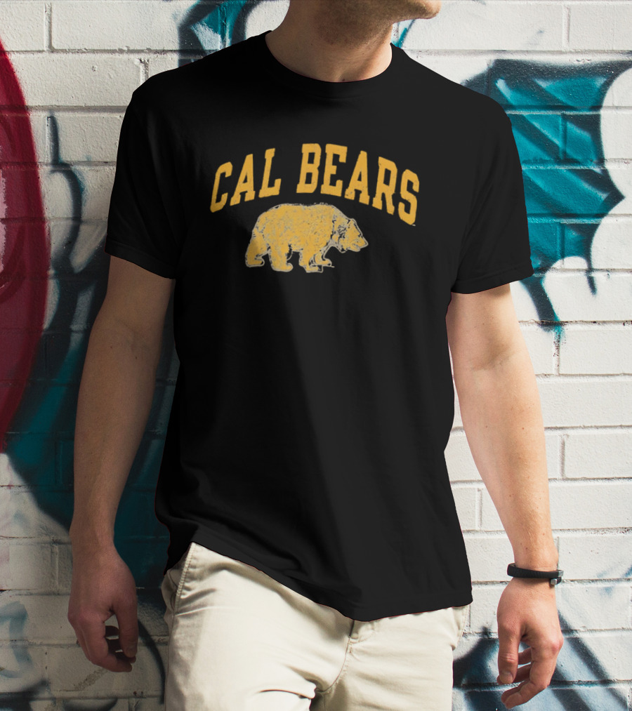 Cal Bears NCAA Distressed Grizzly Bear Profile T-Shirt