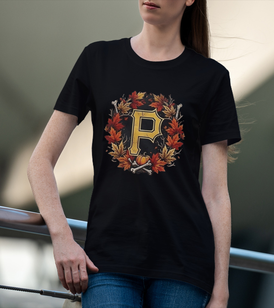 Pittsburgh Pirates Halloween P Maple Leaves Pumpkin Crossed Bones T-Shirt