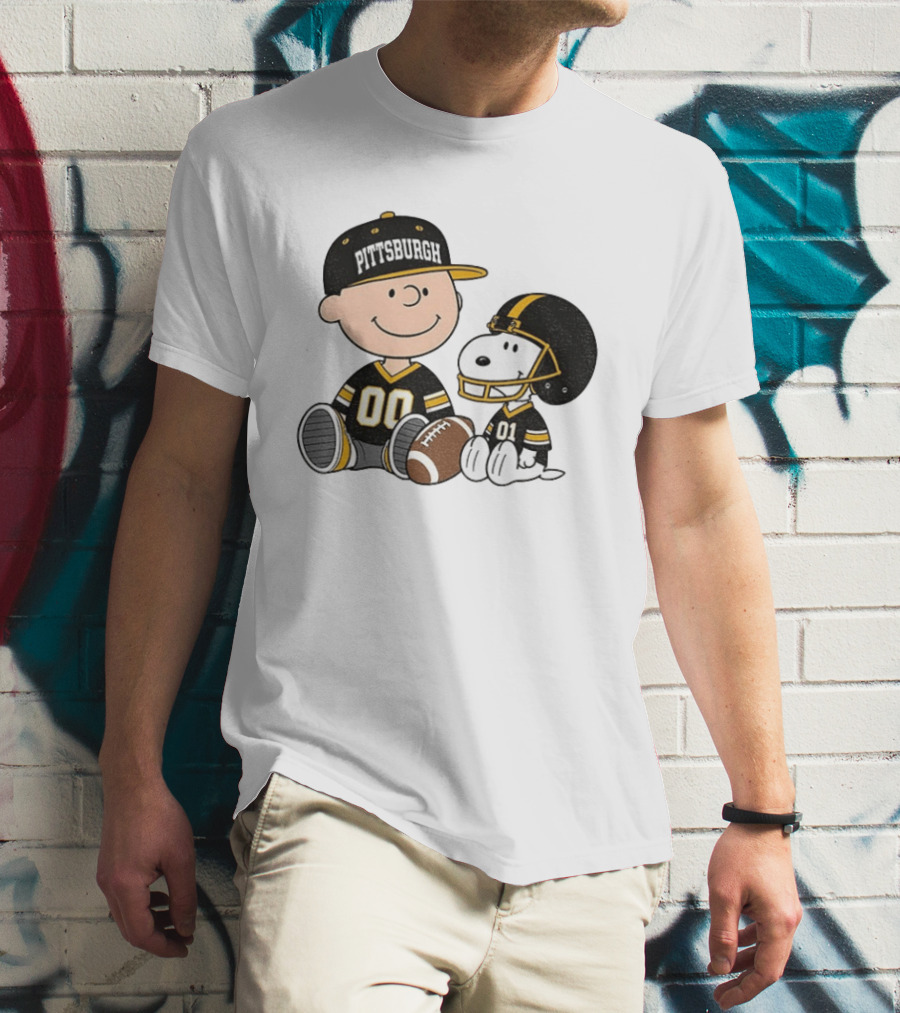 Pittsburgh Football Charlie Brown Snoopy Pigskin Player T-Shirt