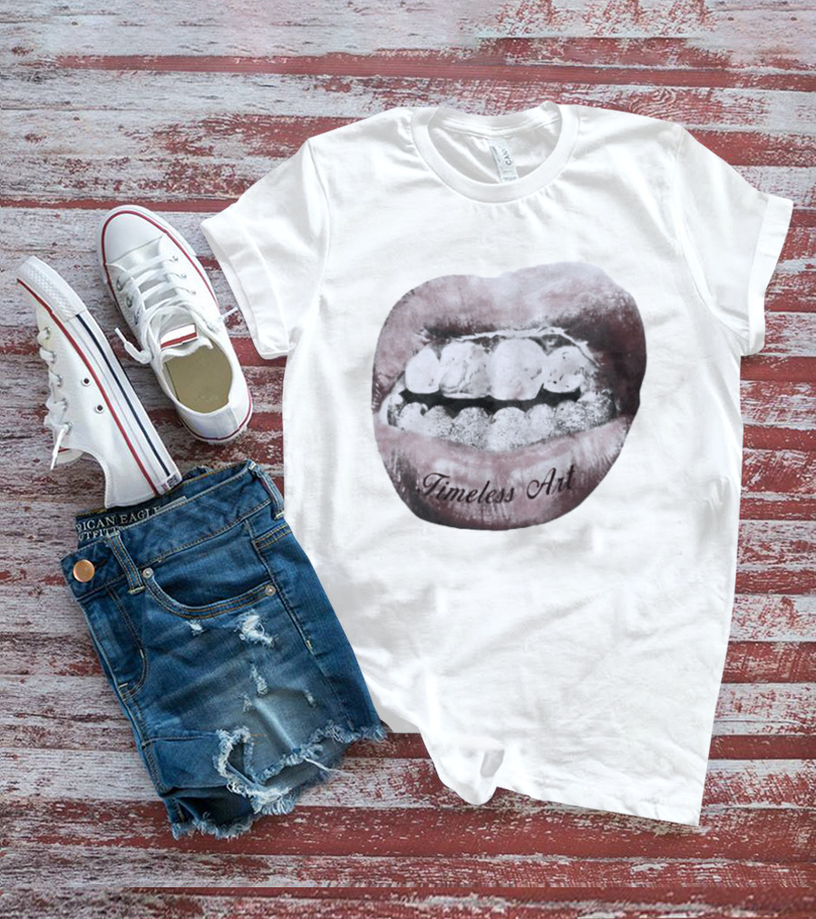 Timeless Art Grillz Lips Renaissance T-Shirt