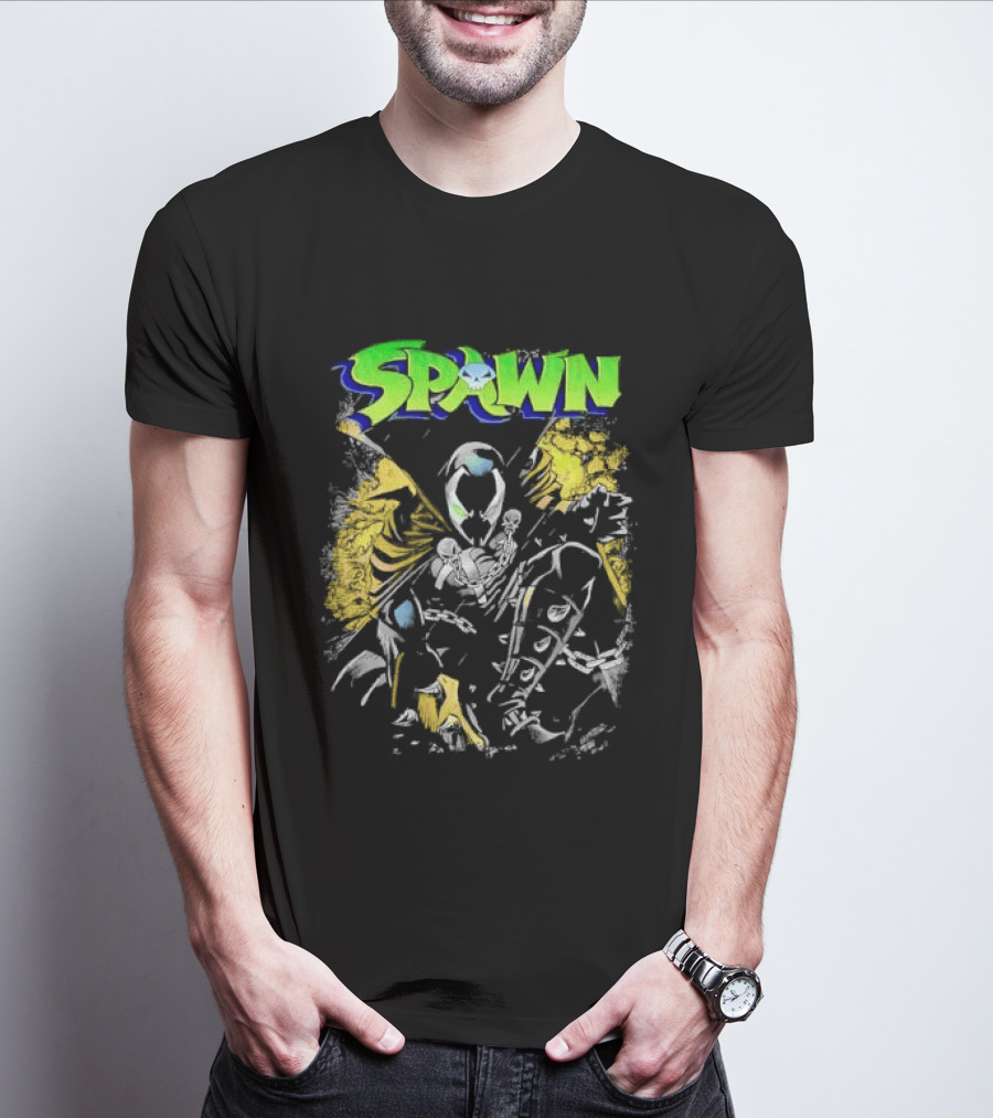 Spawn Crouching Superhero Chains Cape Distressed Comics T-Shirt