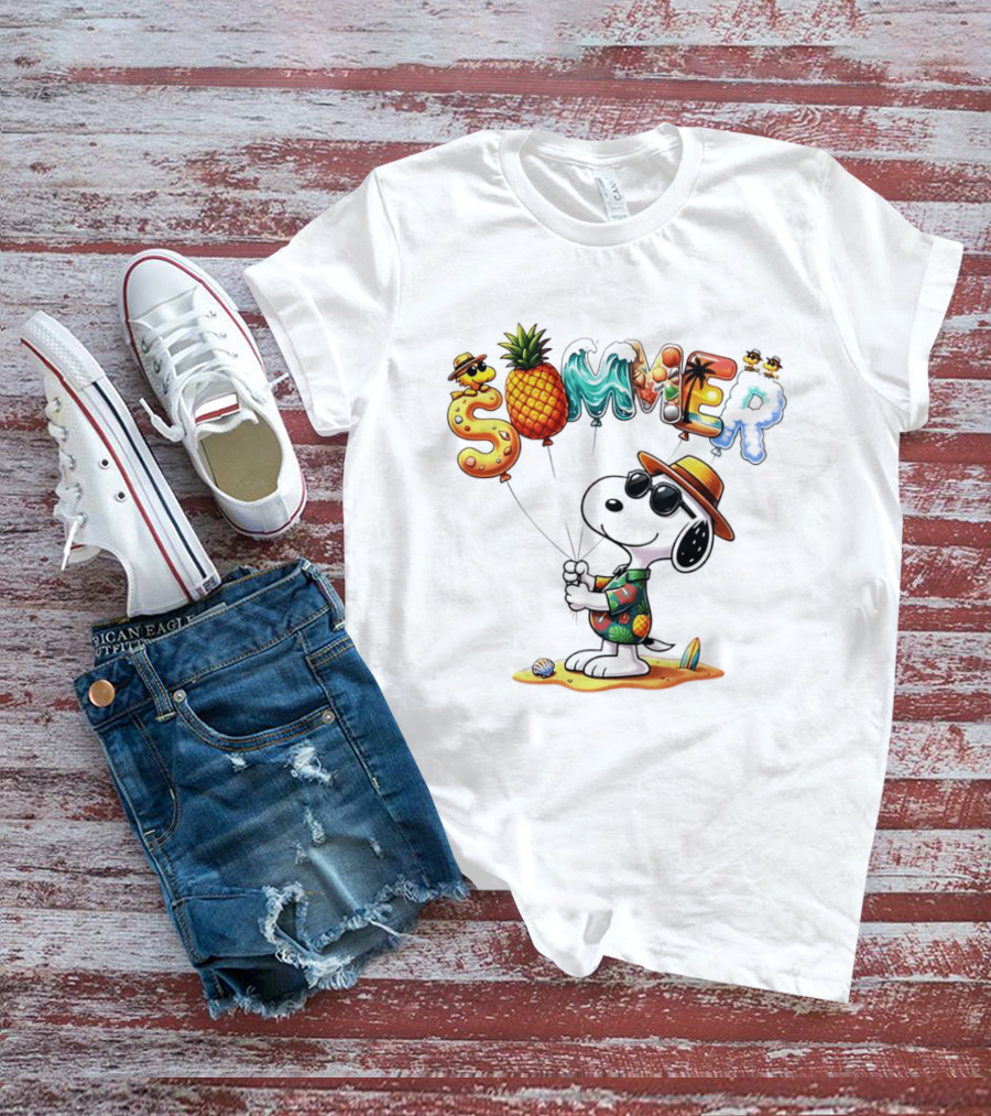 Snoopy Summer Sunglasses Pineapple Beach Balloons Fun T-Shirt