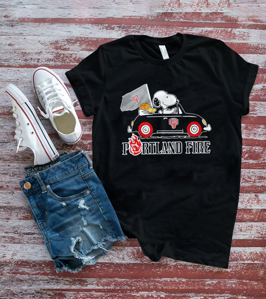 Portland Fire Snoopy And Woodstock Driving Vintage Car With Flag T-Shirt