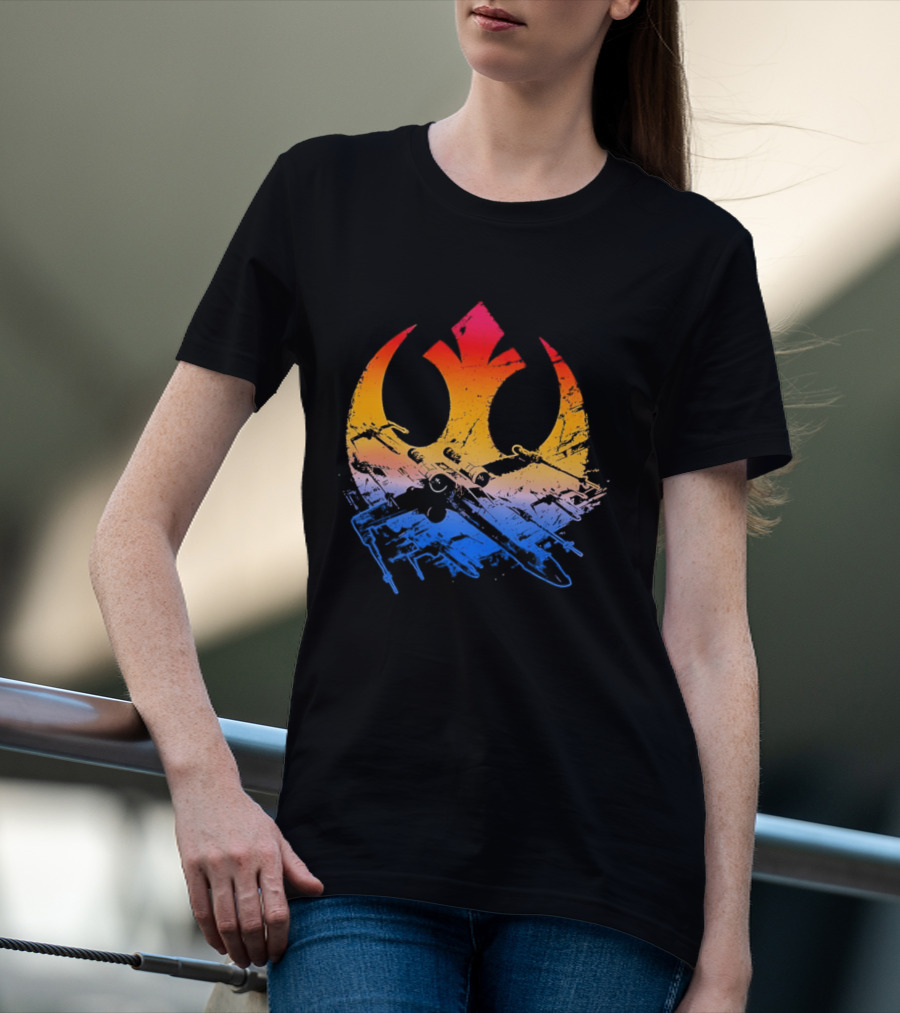 Star Wars Rebel Alliance Distressed Insignia X Wing Starfighters Gradient T-Shirt