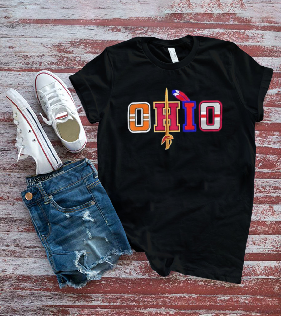 Ohio Cleveland Sports Letter Block Sword Feather T-Shirt