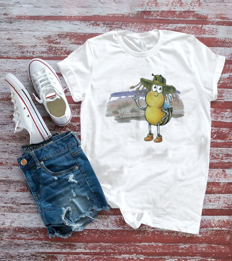 Drgluon Waving In The Outback With Bug Character In Sun Hat T-Shirt