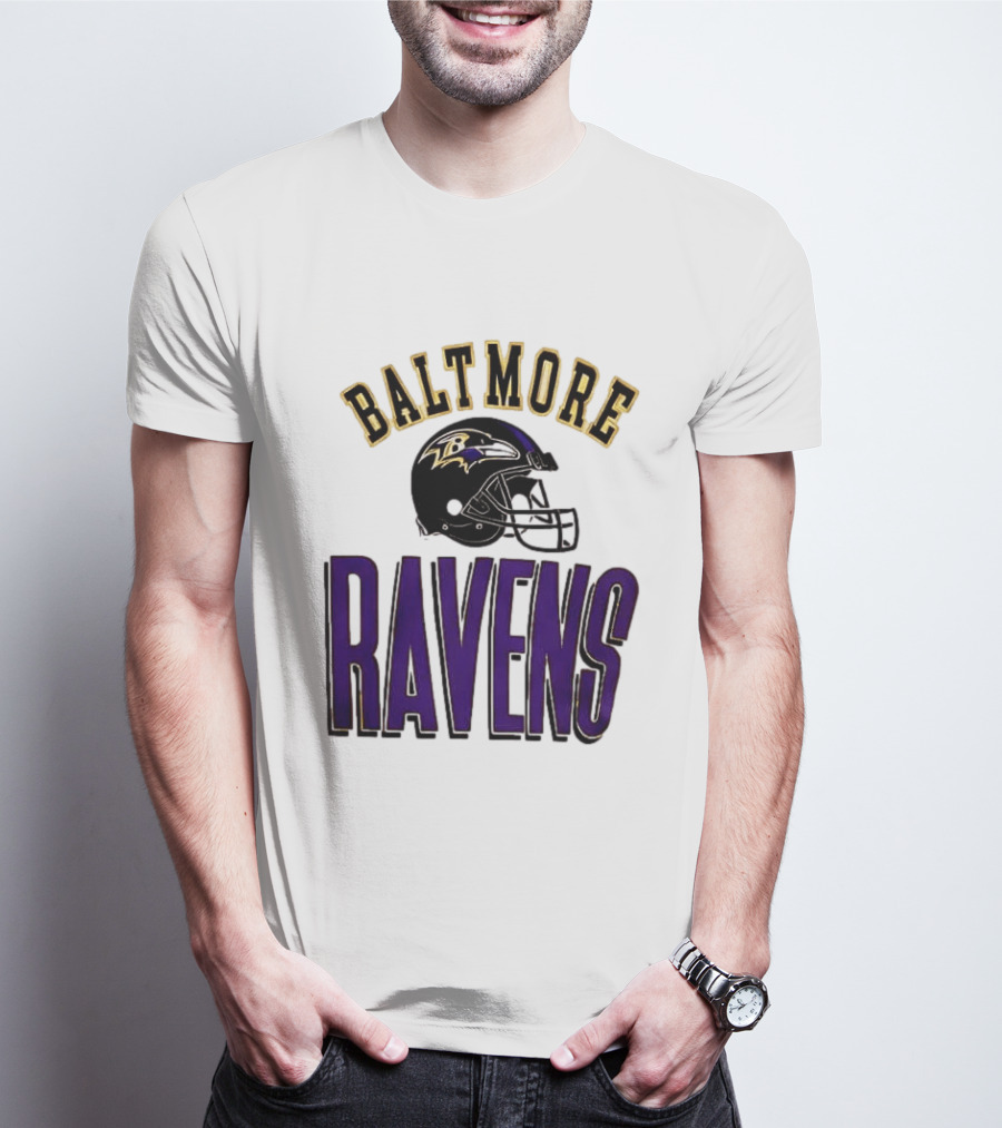 Baltimore Ravens Everyone Es Women's Sports Ravens Helmet T-Shirt