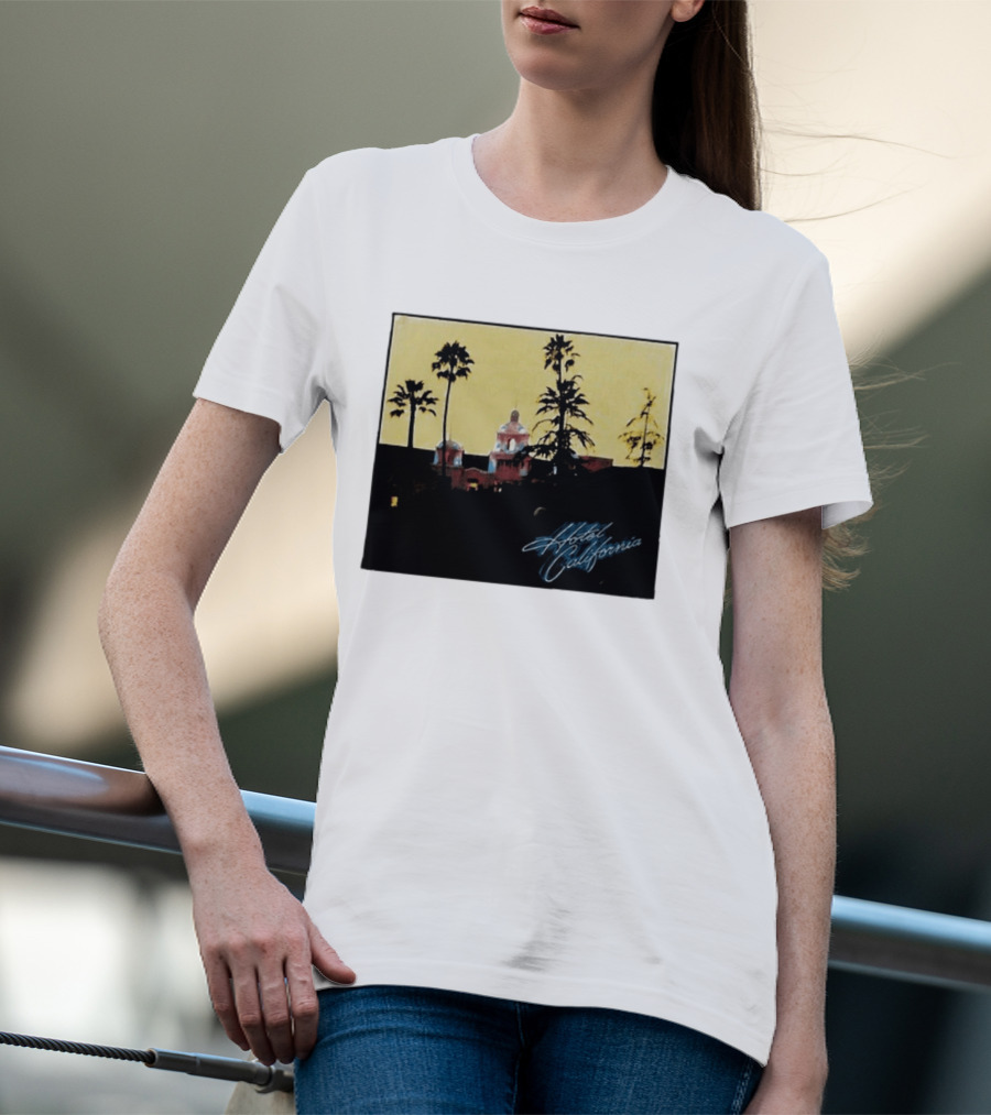 Hotel California Resort Scene 90s Eagles Justin Bieber 1995 T-Shirt
