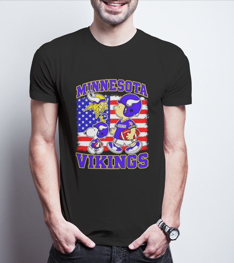 Minnesota Vikings Snoopy Woodstock American Flag Football 2026 T-Shirt