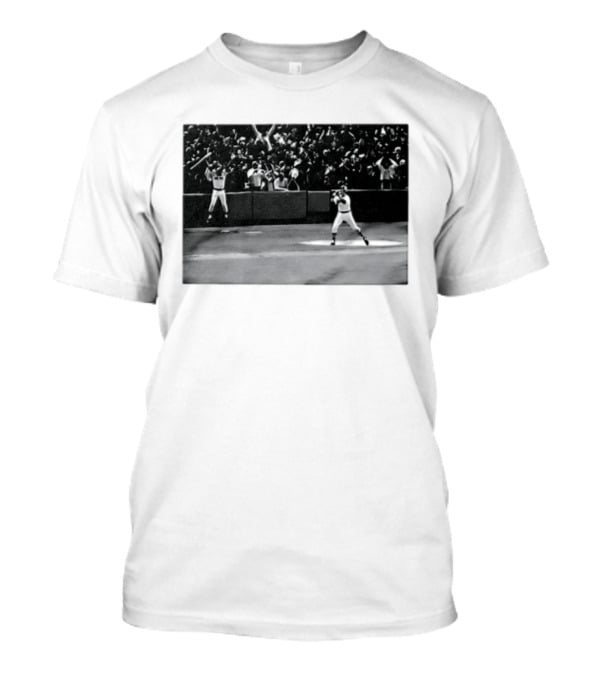 Carlton Fisk No 27 Boston Red Sox Baseball Iconic Home Run Moment T-Shirt