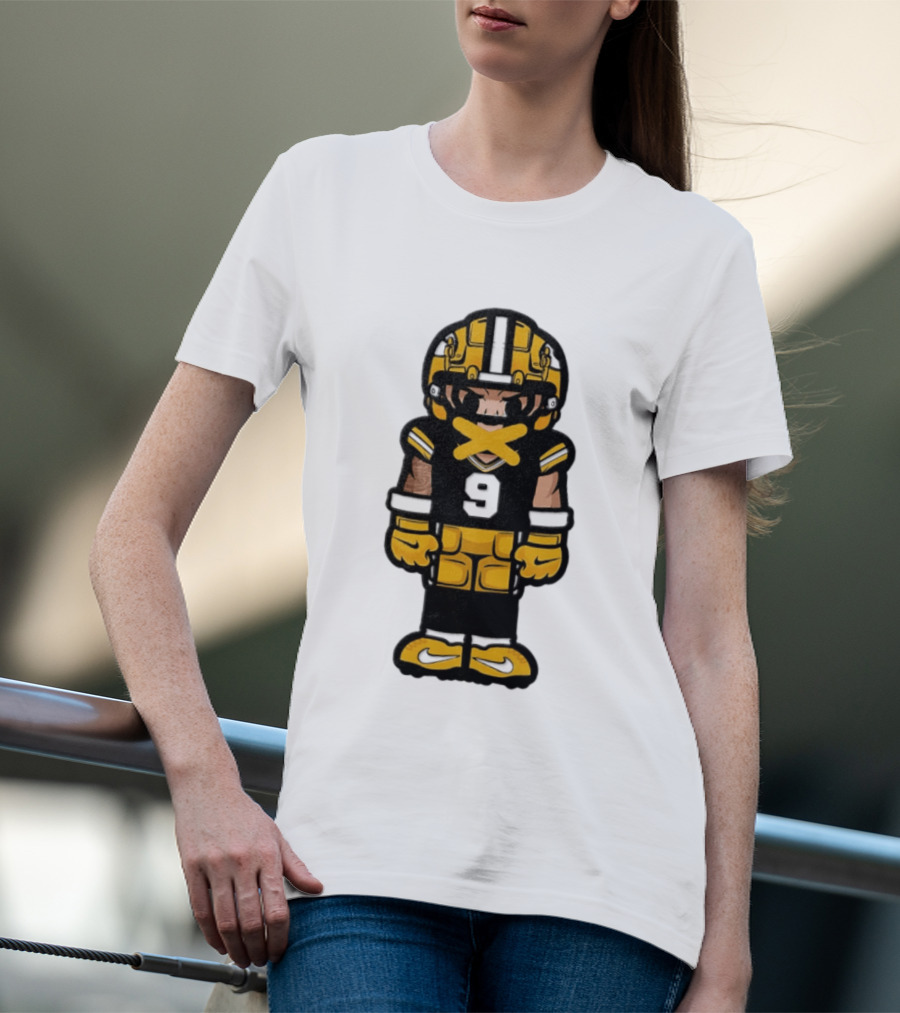 Christian Watson No 9 Chibi Green Bay Packers Football Player T-Shirt