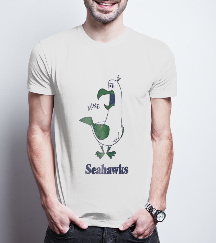 Seattle Seahawks Mine Seagull Screaming Distressed Cartoon T-Shirt