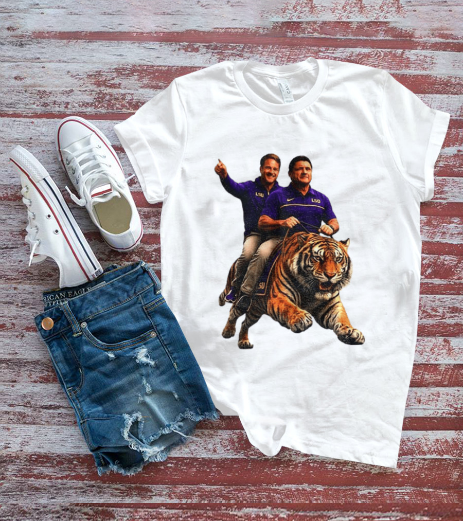 Bayou Brothers Tiger Riding LSU Coach Ed Orgeron Vs Kim Mulkey T-Shirt