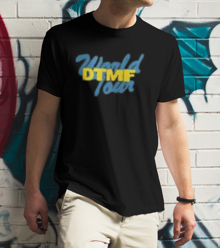 Debi Tirar Mas Fotos Dtmf World Tour Black T-Shirt