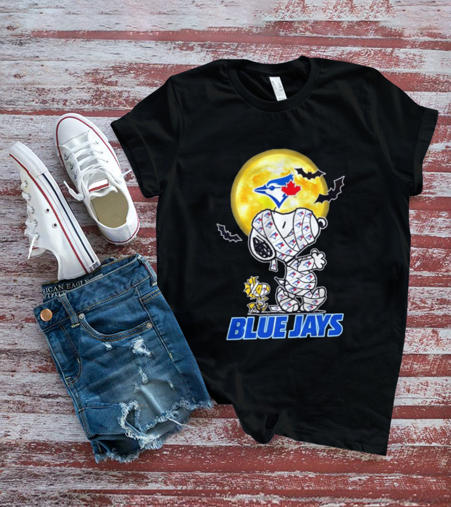 Toronto Blue Jays Halloween Snoopy Woodstock Mummy Cosplay Full Moon Bats T-Shirt
