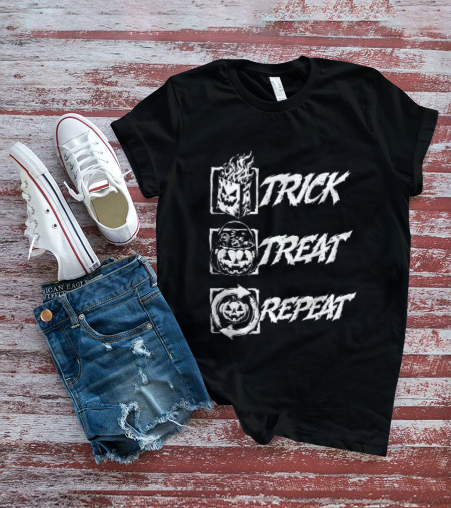 Trick Treat Repeat Flaming Bag Candy Bucket Pumpkin Motif T-Shirt