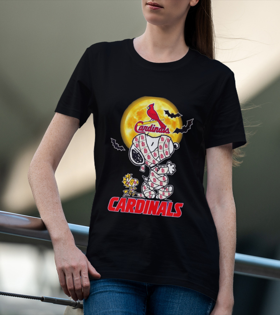St. Louis Cardinals Snoopy Woodstock Mummy Halloween Moon Bats T-Shirt