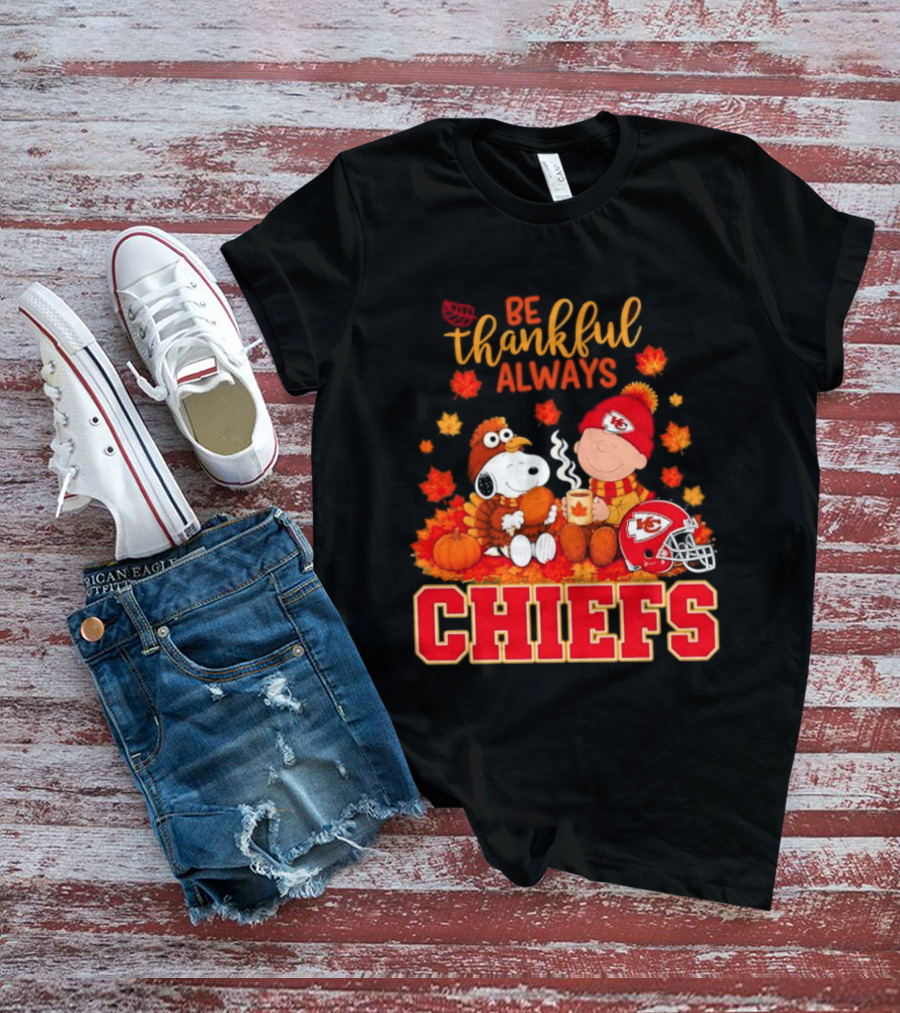 Be Thankful Always Snoopy Charlie Brown Chiefs Fall Leaves T-Shirt