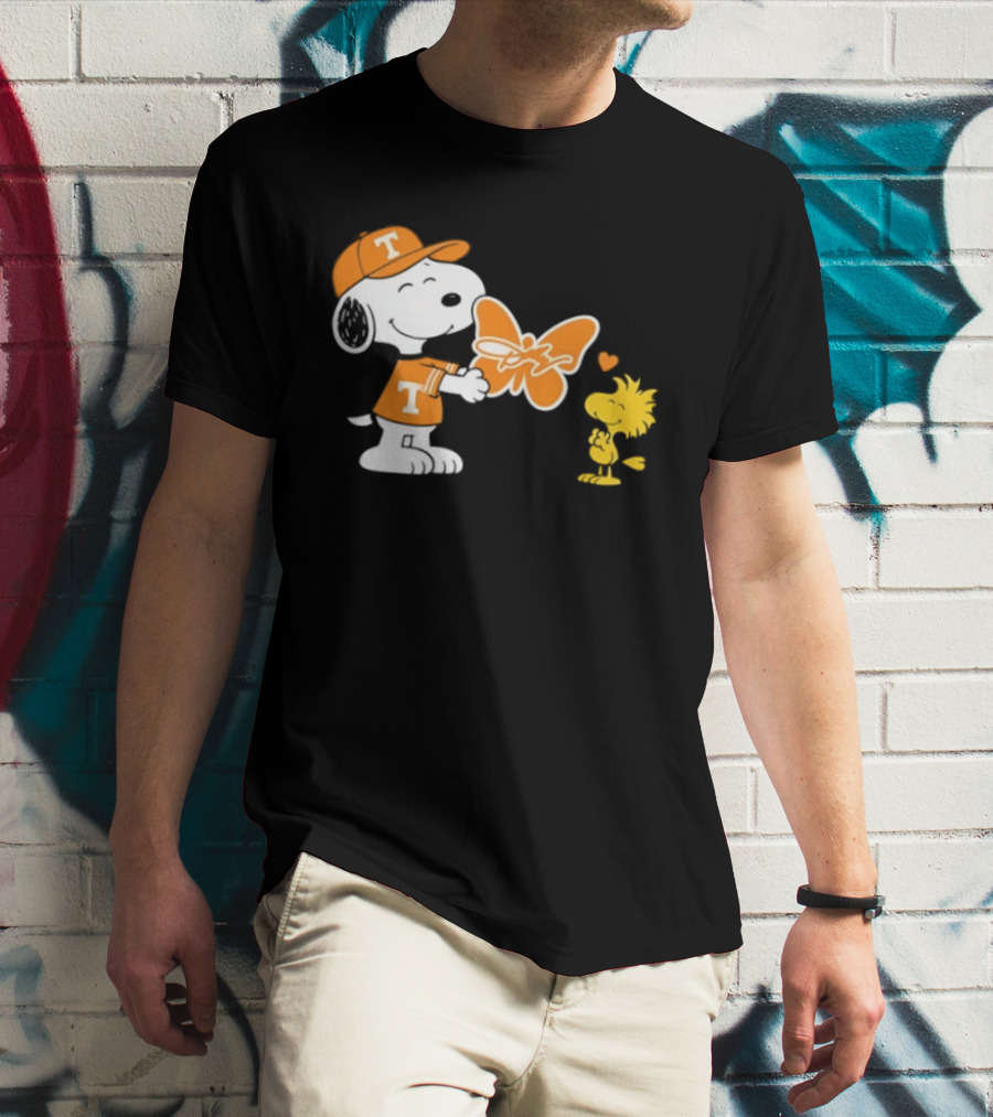 Snoopy Tennessee Volunteers Dolly Parton Woodstock Butterfly T-Shirt